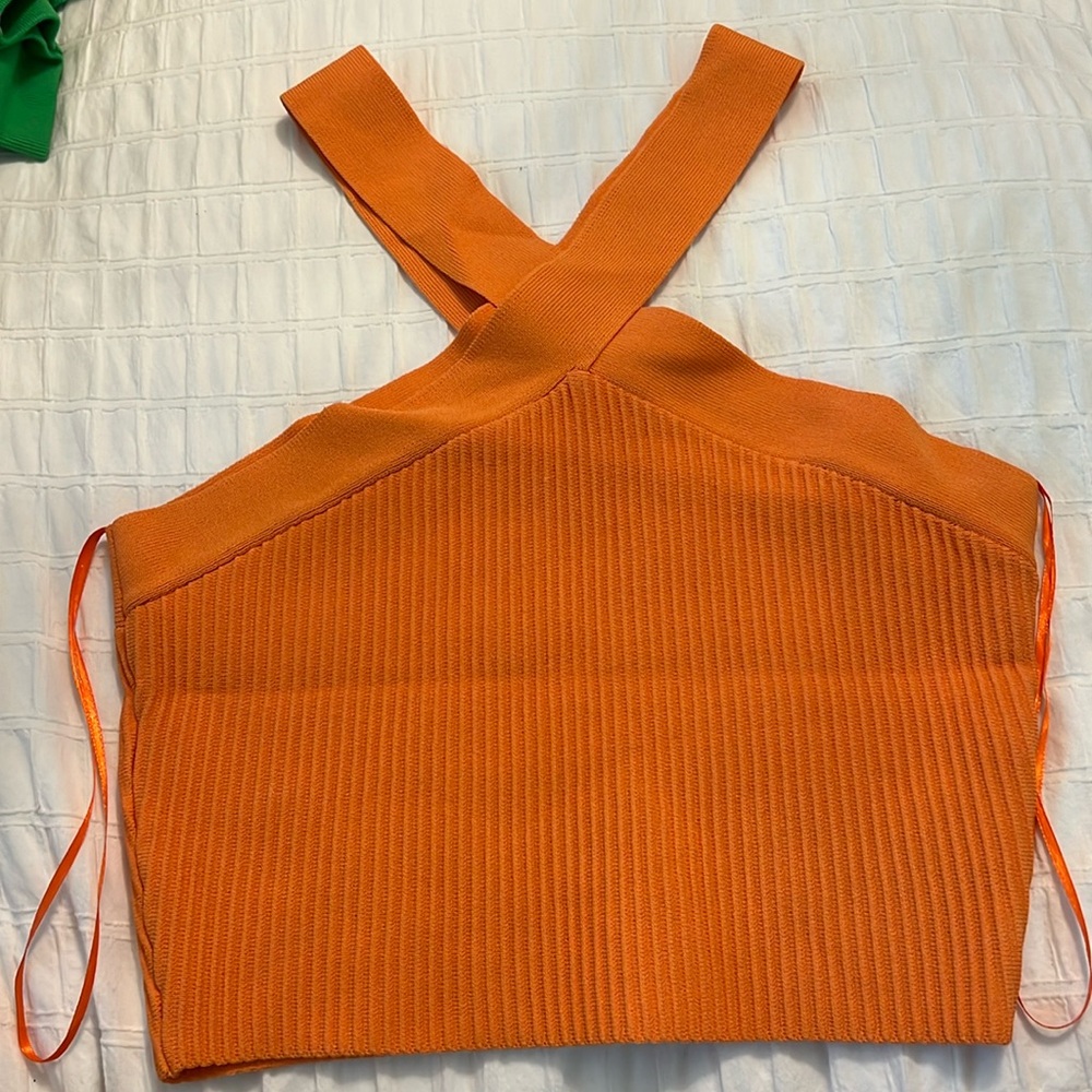 criss cross ribbed crop top